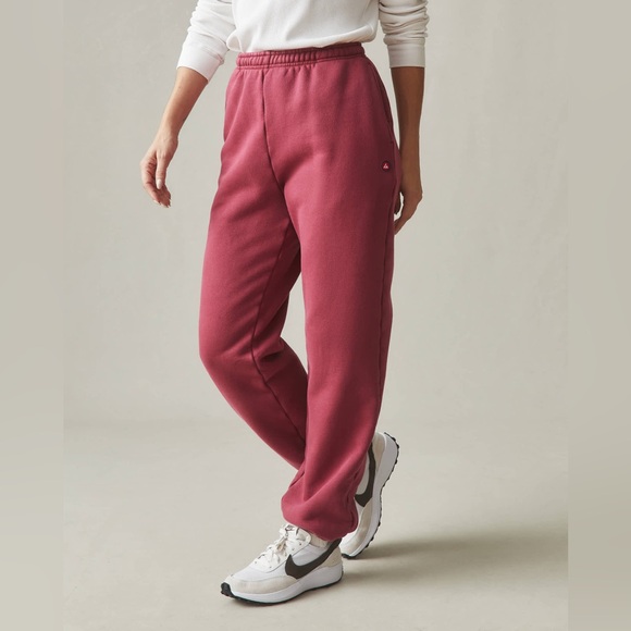 American Giant Pants - NEW American Giant Unisex American Vintage Sweatpant in Tibetan Red, Size XS